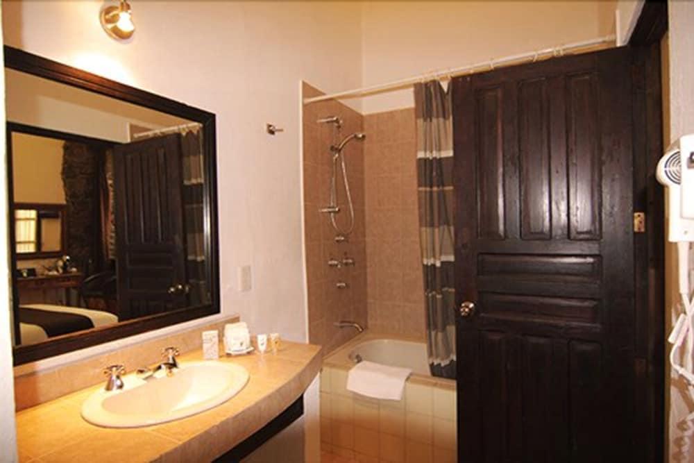 Hotel Villa Del Villar ケレタロ エクステリア 写真