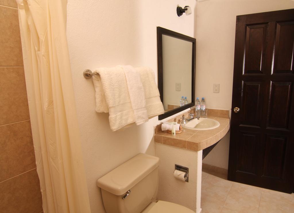 Hotel Villa Del Villar ケレタロ 部屋 写真