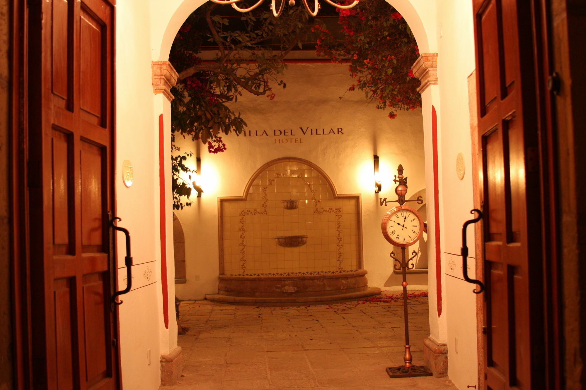 Hotel Villa Del Villar ケレタロ エクステリア 写真